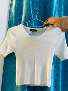 V Neck Crop Fitted Top