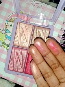 Hilary Rhoda Blush Squad Palette