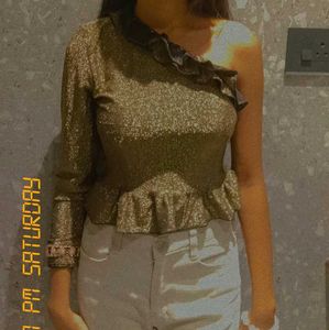 One shoulder Top