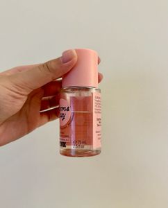 Victoria Secret PINK-Warm &amp; Cozy Body Mist 🎀
