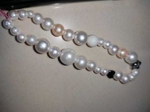 Pearl Phone Charm Strap