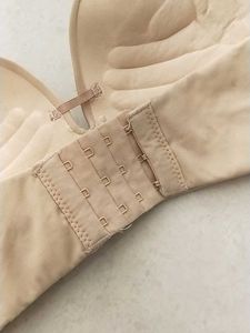 36 Strapless Nude Bra with Lace