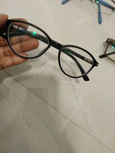 4 specs