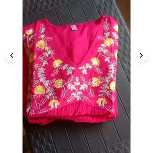 Elegant Embroidered Kurta Set