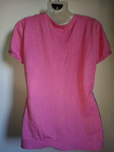 🎁Buy 1, Get 1 Free🎁Pink  Top Size M/L