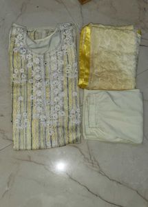 Embroiderd Suit