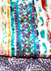 5 Saree 4 Kurtis 3nighty 2t Shirts