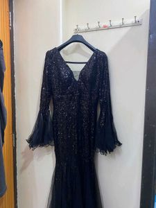 Fishcut Elegant Black Sequin Gown