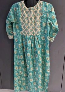 Kurti Legging Set (free dupatta on no negotiation)