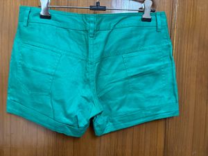 St John&#39;s Bay Bottle Green Shorts