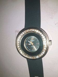 Stylish Black Wrist Watch