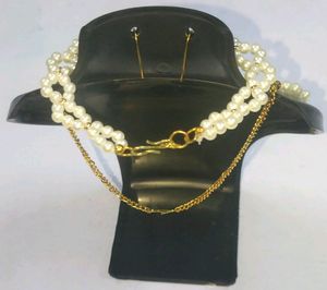 Necklaces eyerring Braslate trend latest flower je