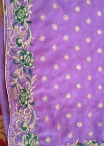 Georgette Sari🥻 Very Good Looking