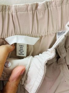 H&amp;M Beige Shorts