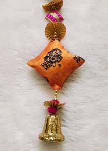 Kite Hanging