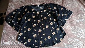 Floral Print V-Neck Top