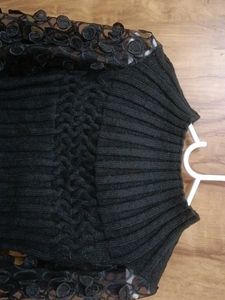 Black Floral Sleeve top