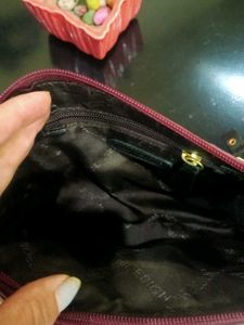 Hidesign Sling Bag