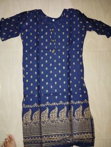 Unused Straight Cut Rayon Kurti