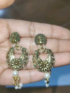 Gold Tone Drop Earrings