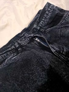 Vintage Black Acid-Wash High-Waist Mom fit Jeans