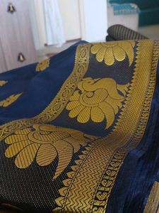 Elegant Blue &amp; Gold Saree with blouse