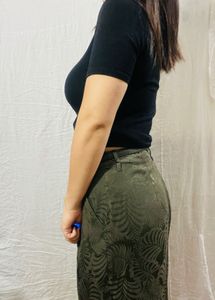🌈H&amp;M High-Waisted Oilve Green Trouser