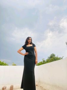 Black Solid Maxi Dress