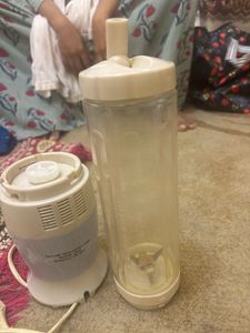 Electric Shake n Take Blender