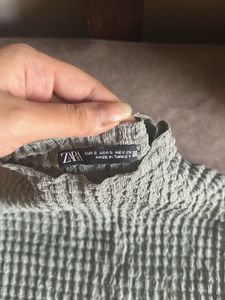 Zara Textured Sleeveless Top