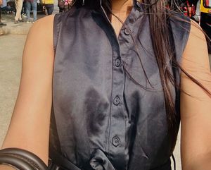 Chic Black Pleated Midi Dress