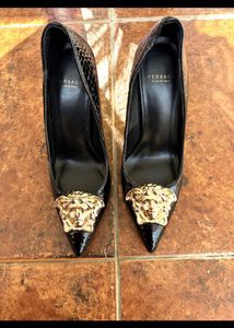 VERSACE MEDUSA PUMP