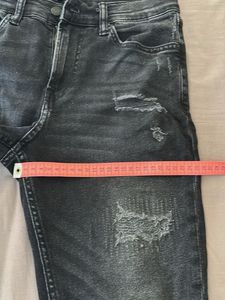 Ripped H&amp;M Skinny Fit Jeans