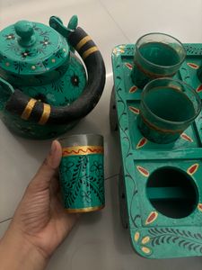 6 Glass And Kittly Set