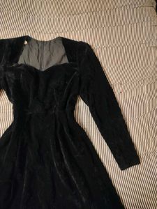 Black Velvet Long Sleeve Dress