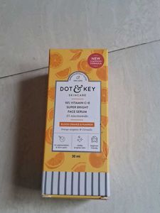 Dot & Key Super Bright Face Serum