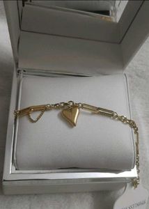 Golden Heart Charm Link Bracelet( Anti Tarnish)
