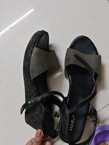 Mochi Flats &amp; Sandals