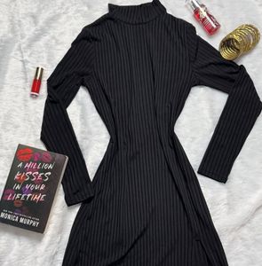turtle neck Black mini Dress