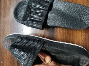 Black &#39;Style&#39; Slides - Size 7
