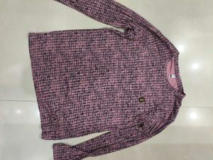 I Am Selling A Full Sleeves Cotton Linen T-shirt