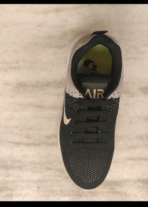Nike Brand New Shoes On Sale