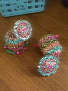 Earrings. Jumka