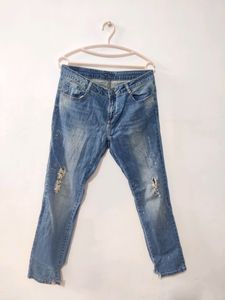 Ripped Jeans ( Women)