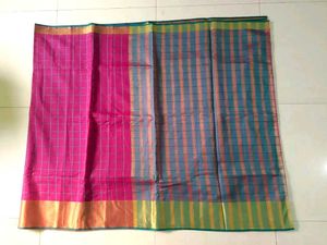 Simple Cheks Saree