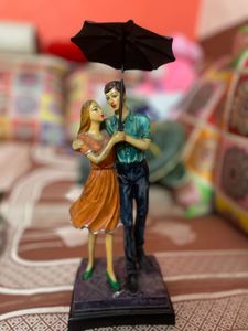 Couple Statue