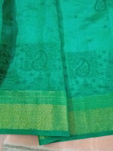 Shaded Green Saree With Stitched Blouse