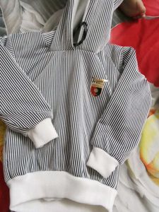 Baby&#39;s Woolen Dress