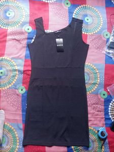 Chic Black Sleeveless Mini Dress