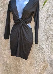 I. SEXY BLACK BODYCON